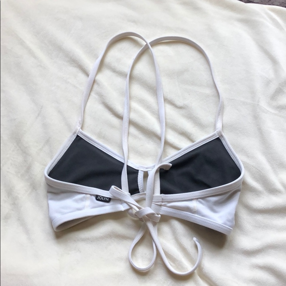 WHITE JOLYN VENT TOP